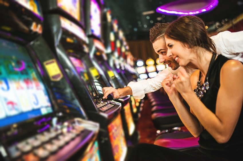 There are many advantages to playing official guaranteed defeat slots today